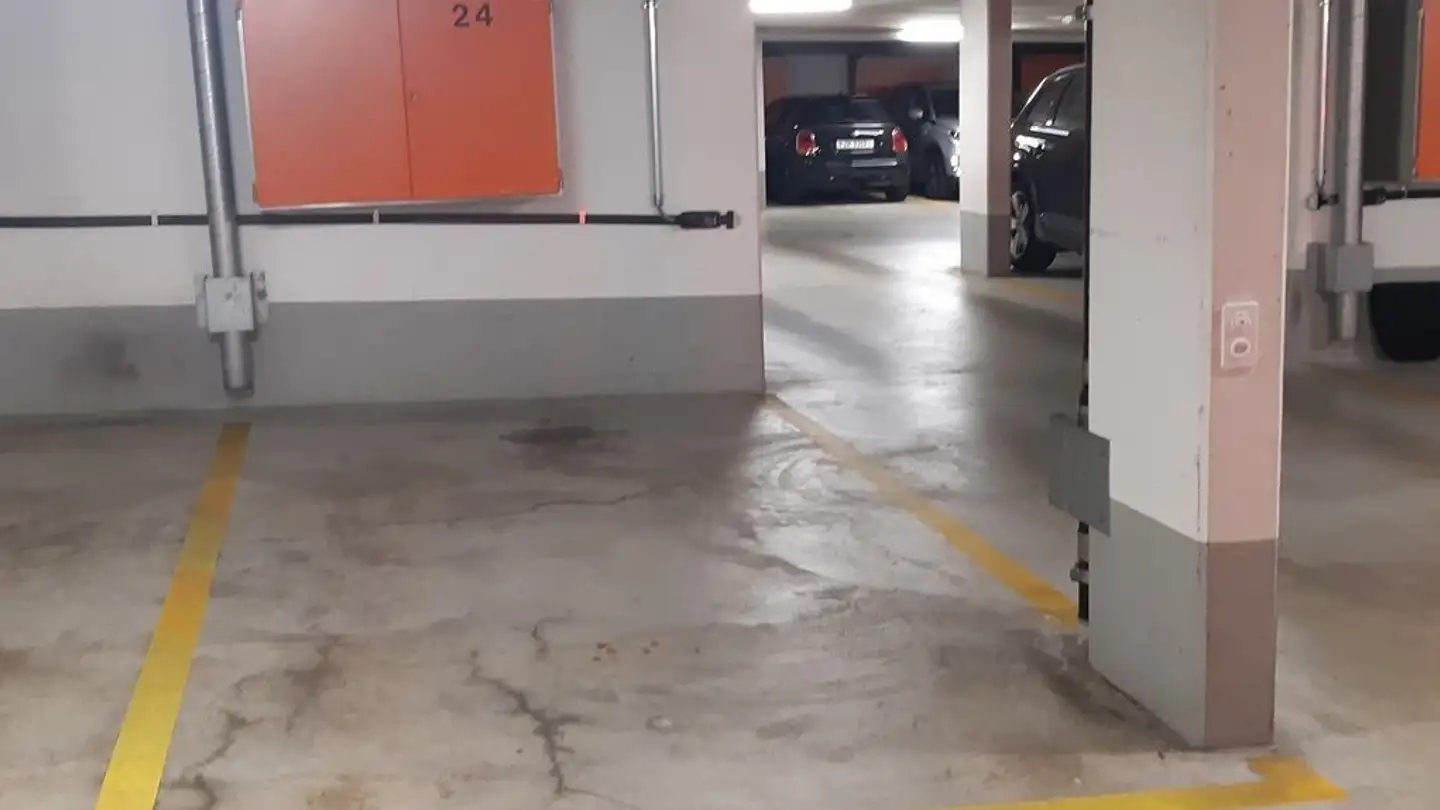 Single garage for rent - Scheideggstrasse 55, 8002 Zürich