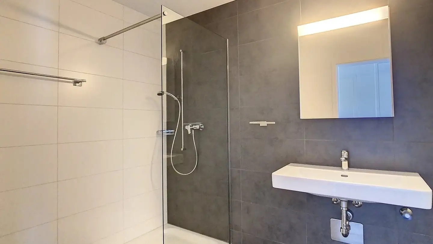 Appartement à louer - Chännelmattstrasse, 3186 Düdingen - Photo 4