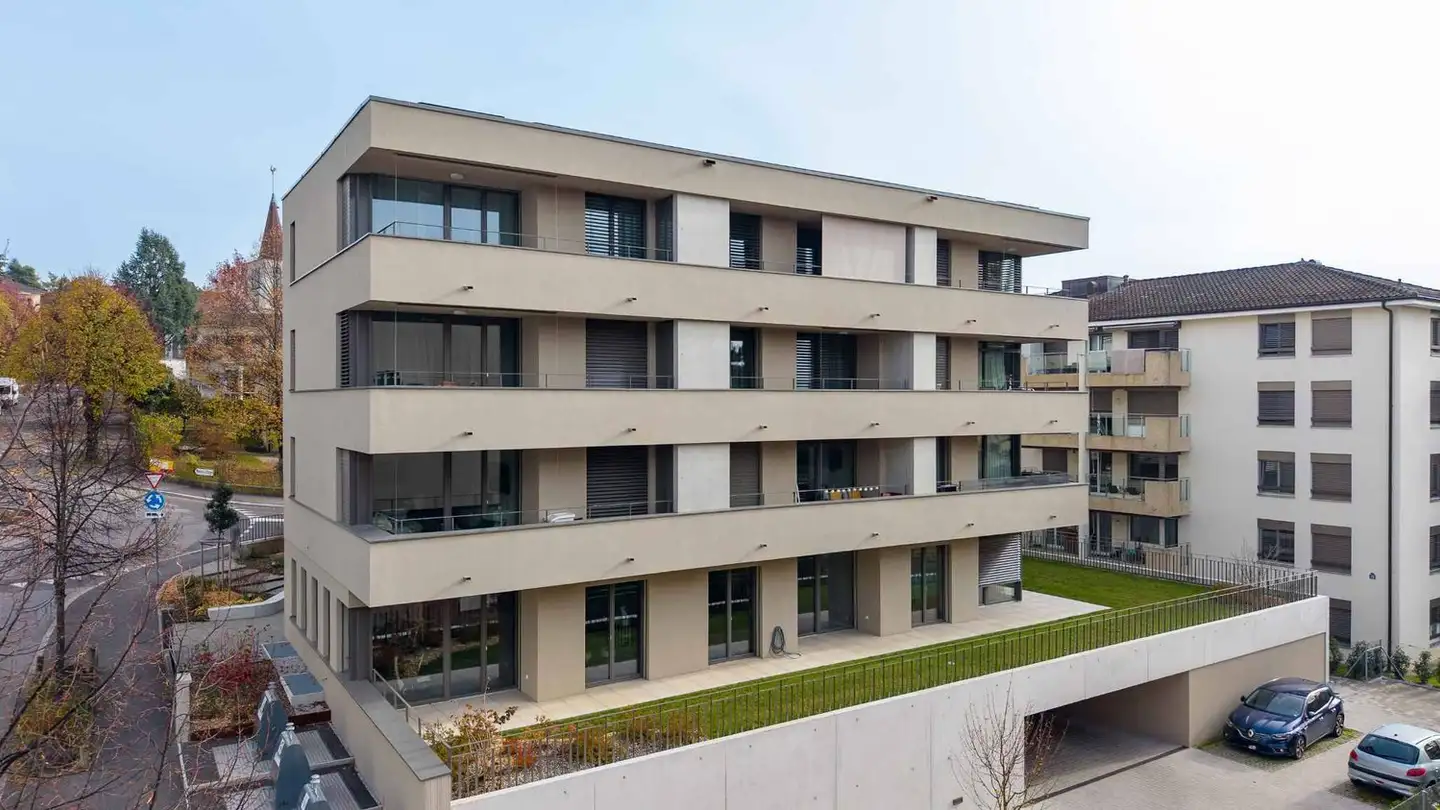 Underground parking space for rent - 1020 Renens VD