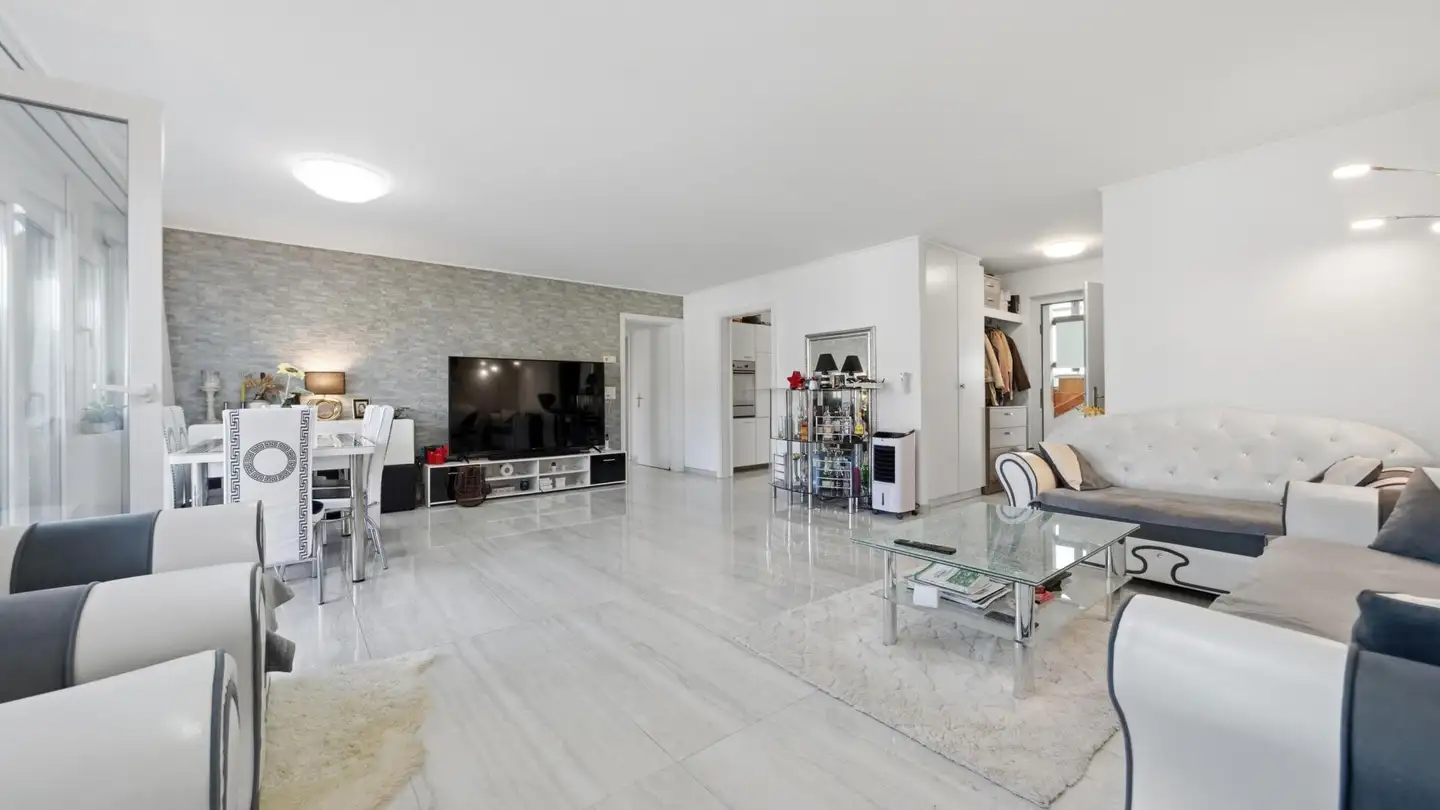 Mixed-use building for sale - Lohrihof, 6404 Greppen - Photo 3