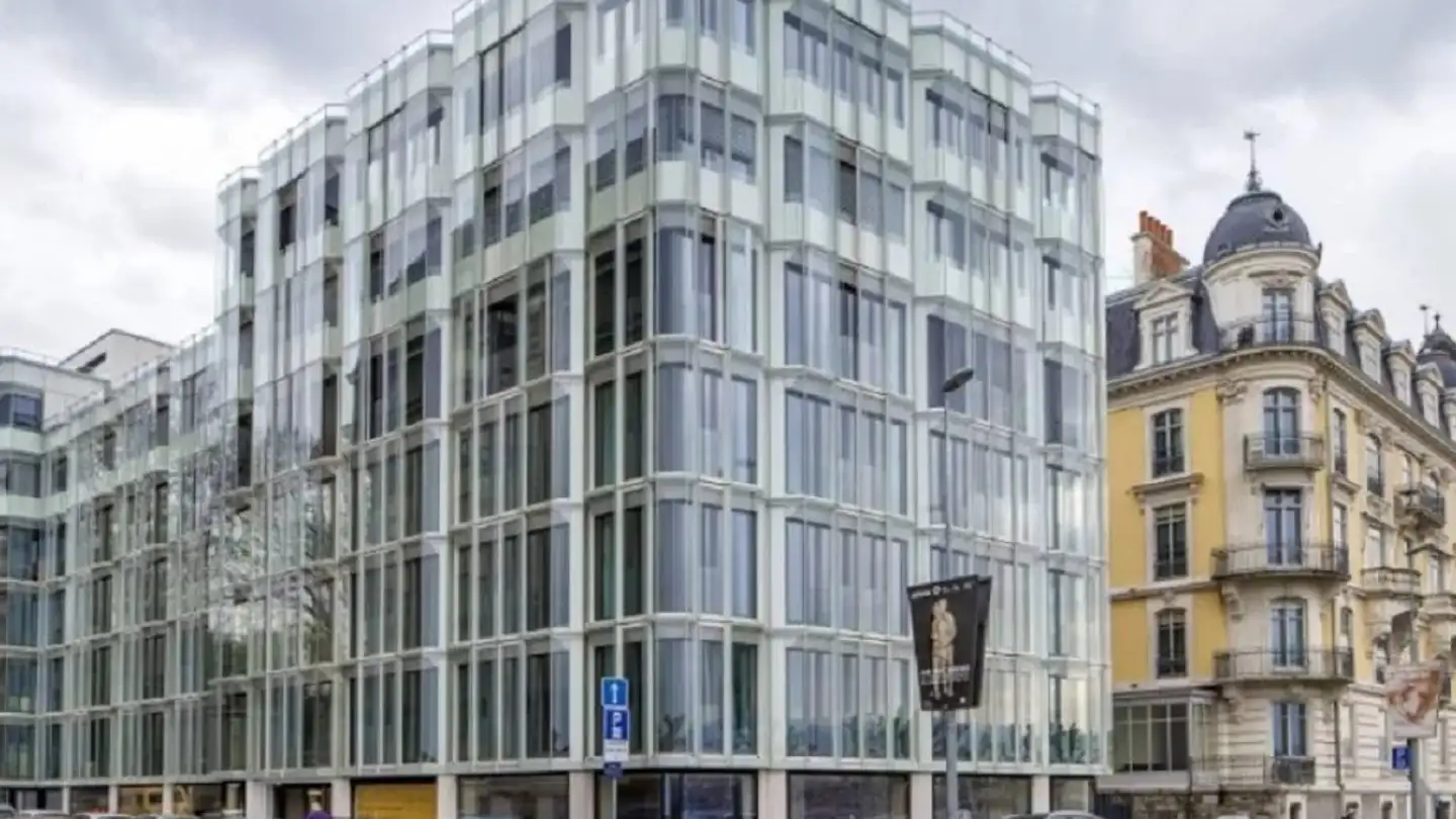 Outdoor parking space for rent - Avenue Alice-Et-William-Favre 2, 1207 Genève