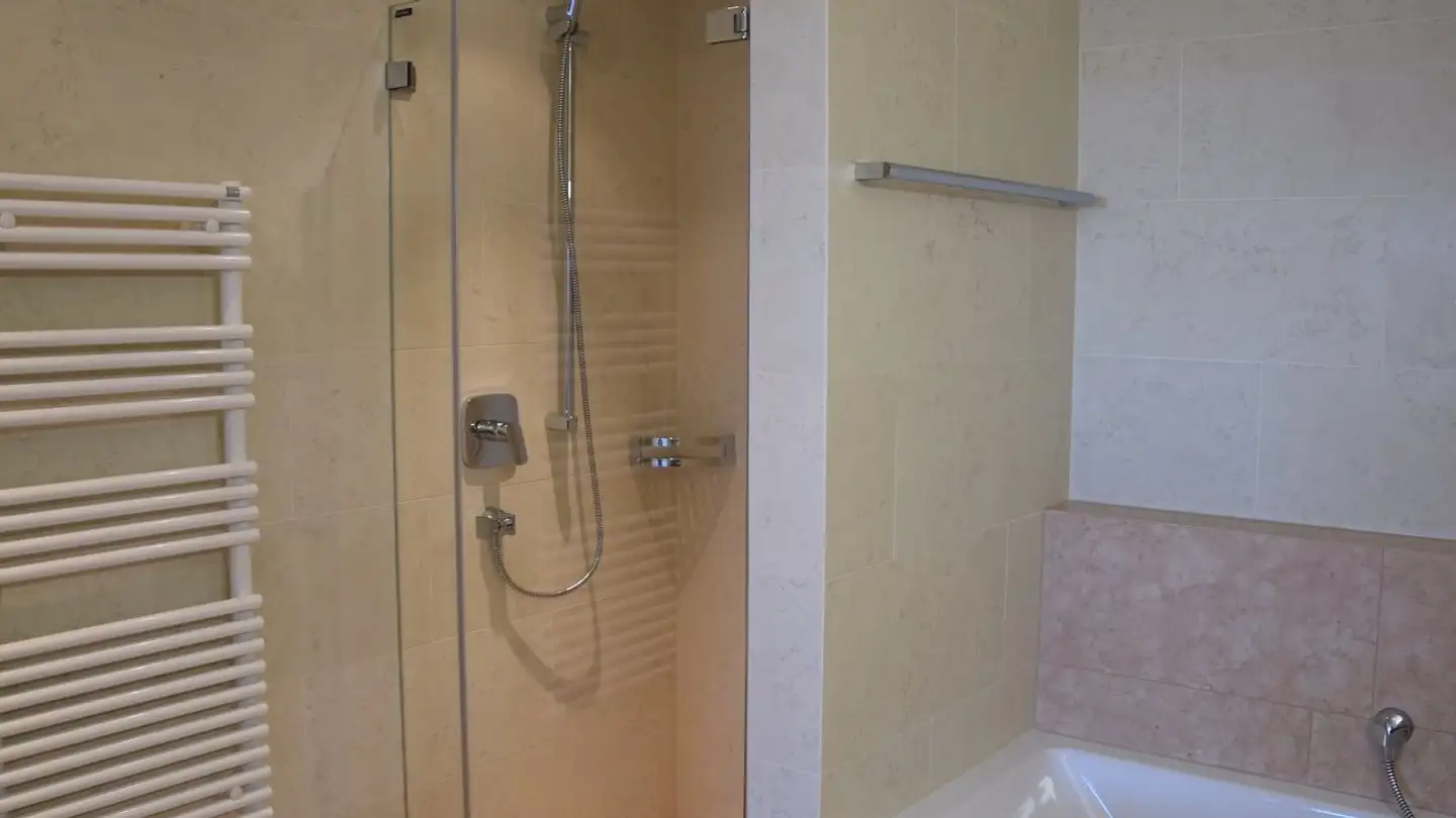 Apartment for rent - Am Stadtrand 53a, 8600 Dübendorf - Photo 2