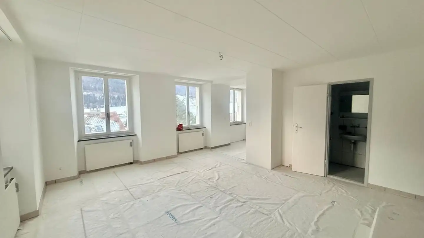 Wohnung mieten - Place Du 16 Mars 2, 2610 St-Imier - Foto 2