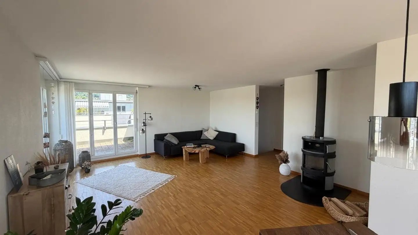 Attique à louer - Turmstrasse 19, 8330 Pfäffikon ZH