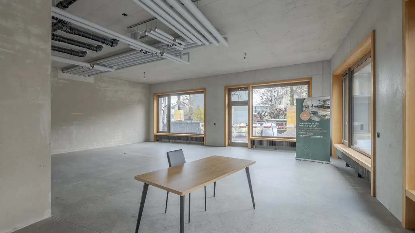 Commercial for rent - Rue De L'allée / Alleestrasse 7, 2503 Biel/Bienne - Photo 2