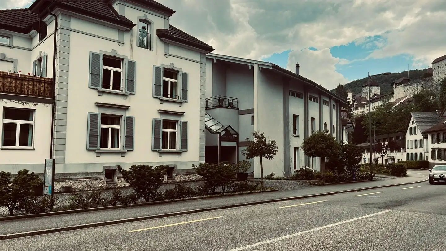 Geschäft mieten - Bahnhofstrasse 36, 4663 Aarburg