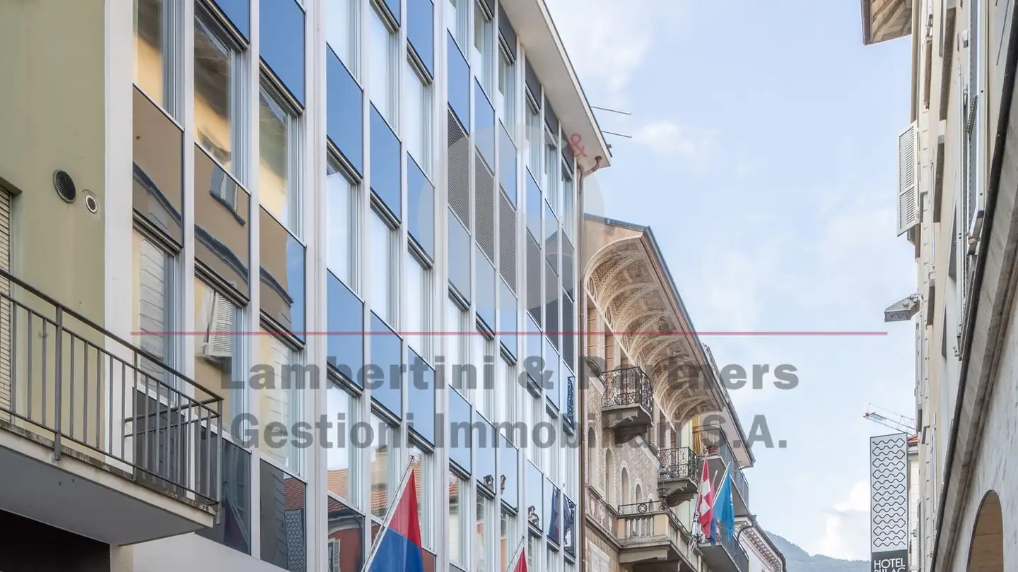 Bureau à louer - Via Alla Ramogna 14, 6600 Locarno