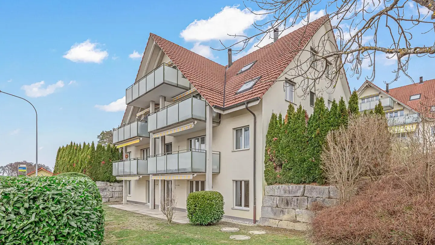 Parcheggio esterno in affitto - Heubergstrasse 1, 8185 Winkel - Photo 2