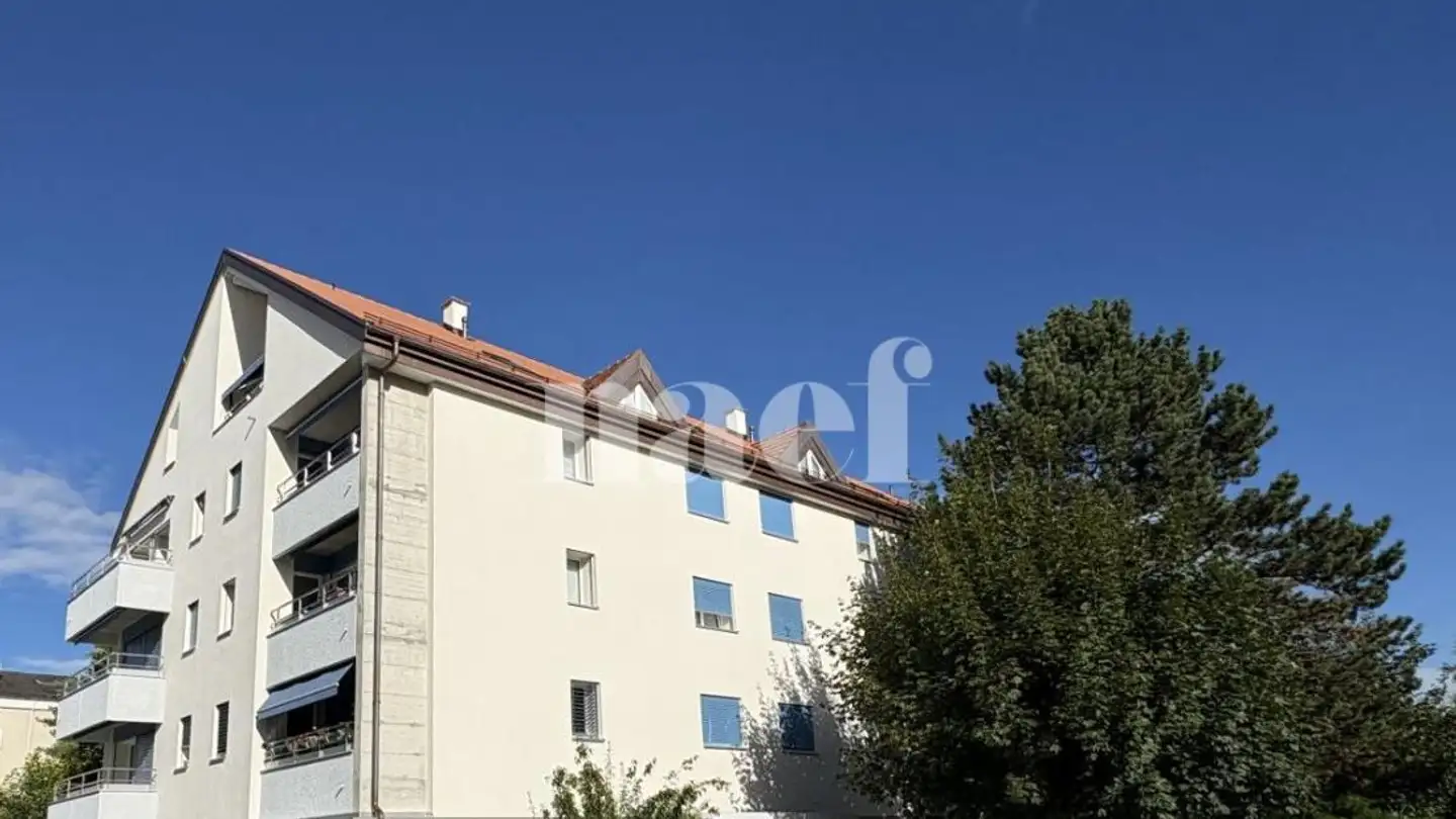 Place de parking intérieure pour moto à louer - 1373 Chavornay