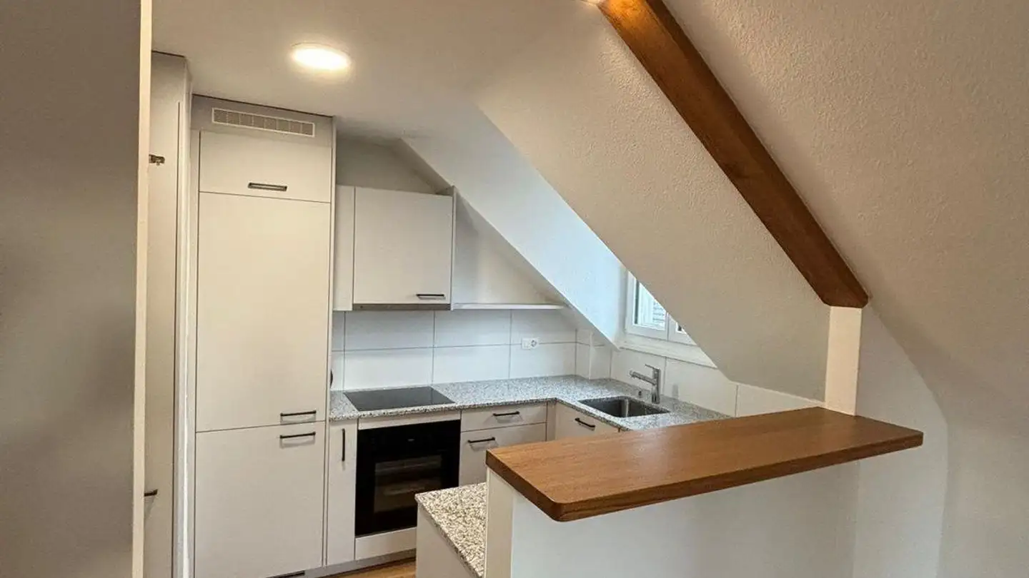 Dachgeschosswohnung mieten - Heimstrasse 7, 5430 Wettingen