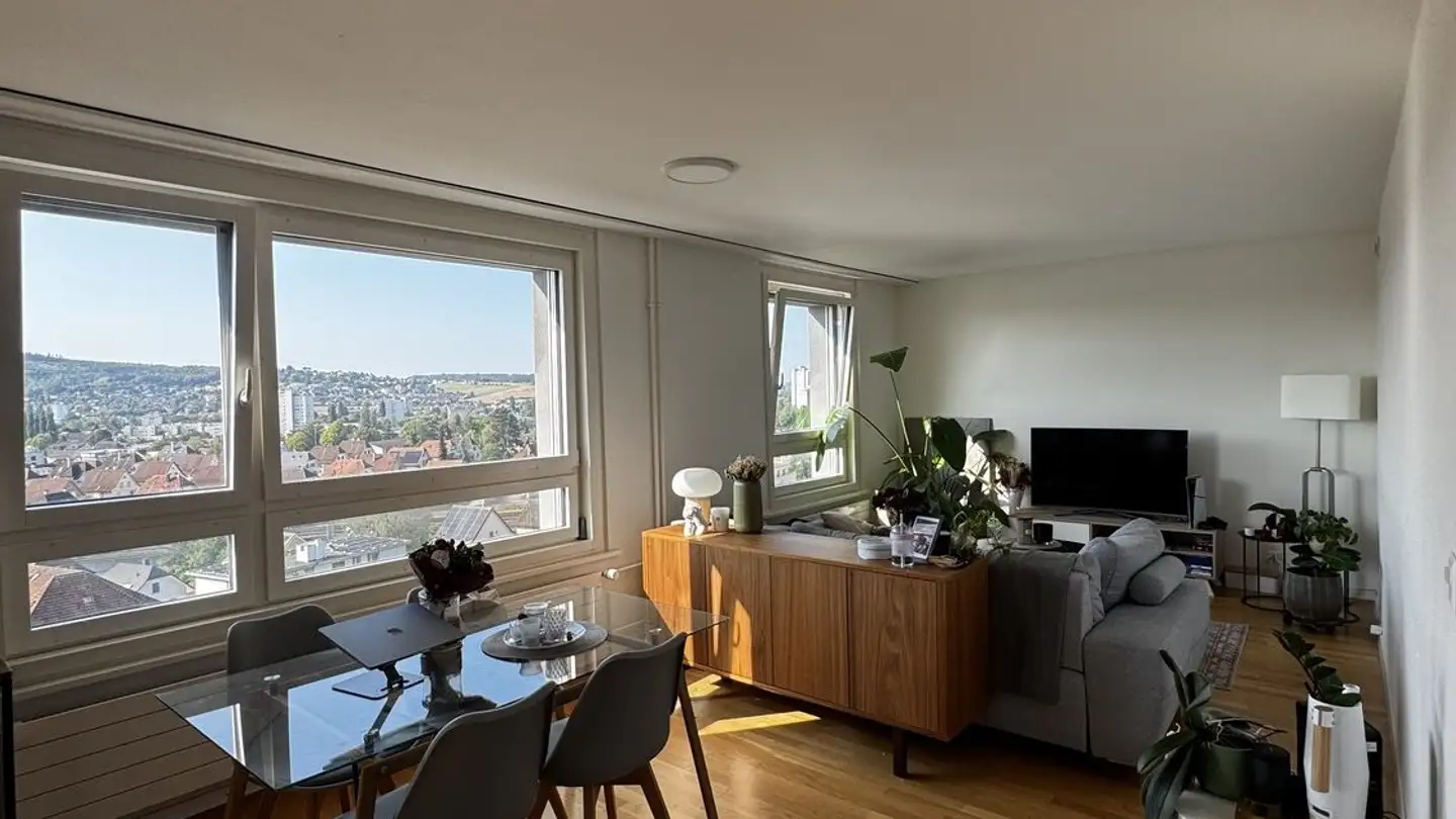 Wohnung mieten - Rue Alfred-Aebi / Alfred-Aebi-Strasse 92, 2503 Biel/Bienne - Foto 2