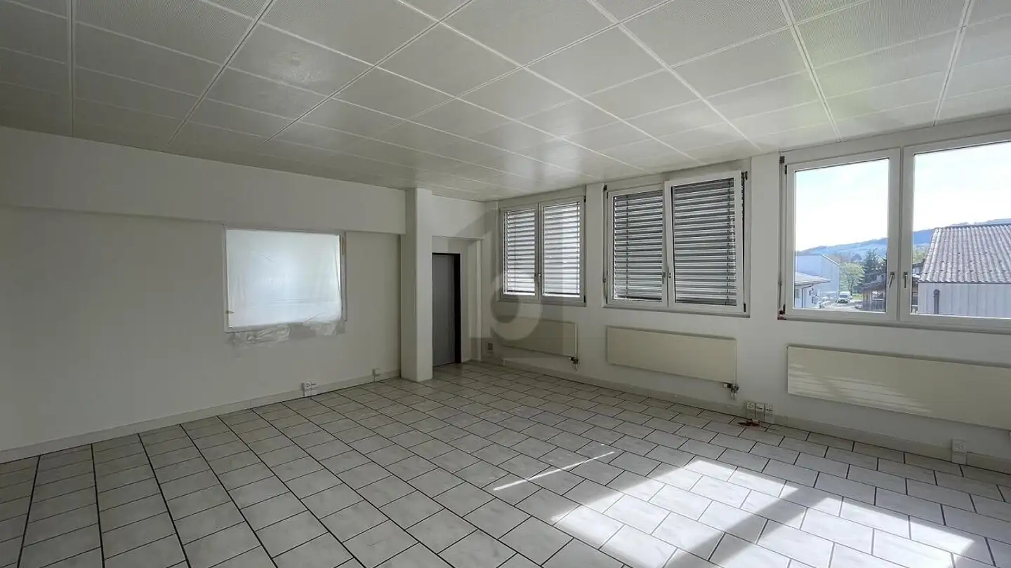 Office space for rent - 9327 Tübach
