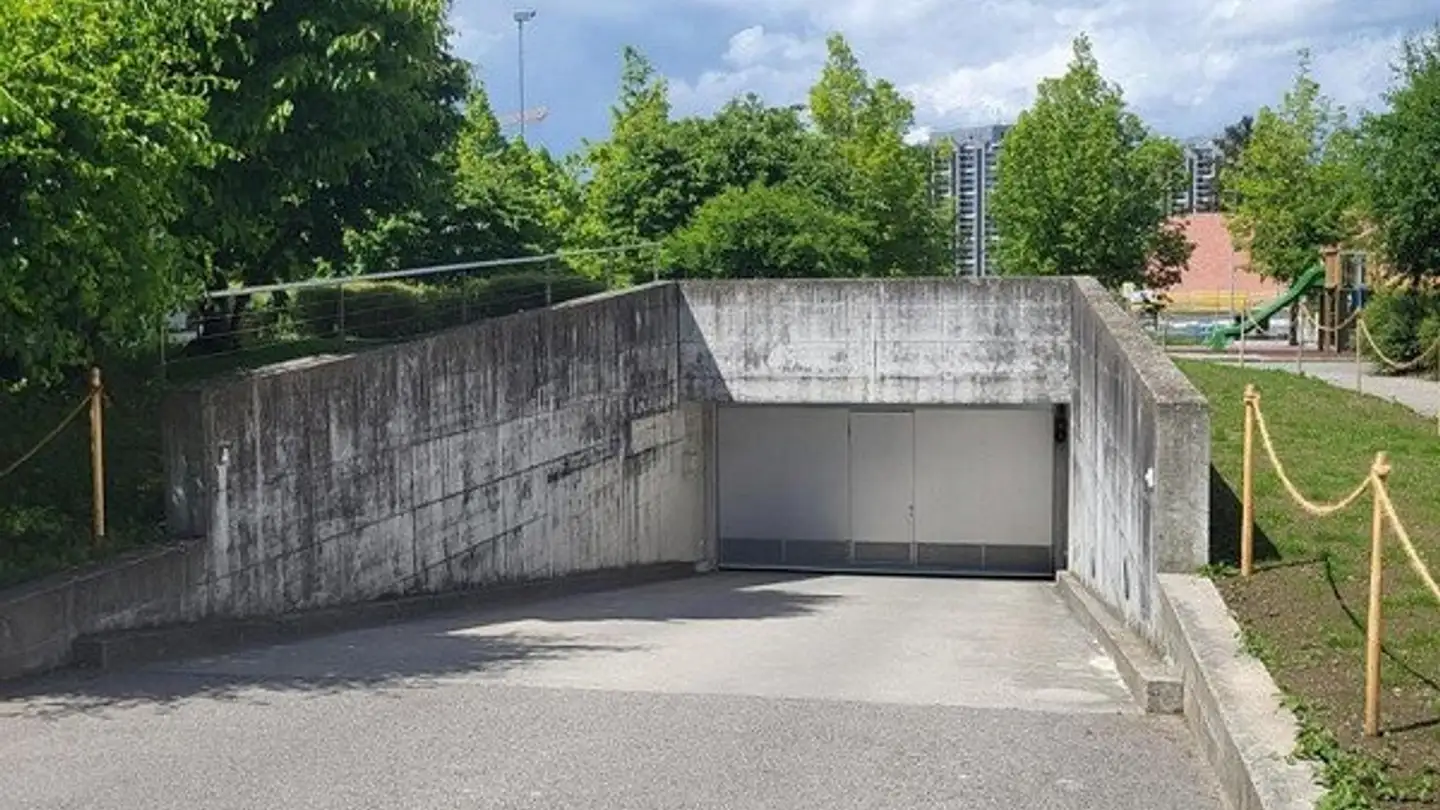 Underground parking space for rent - Riedbachstrasse 70a, 3027 Bern