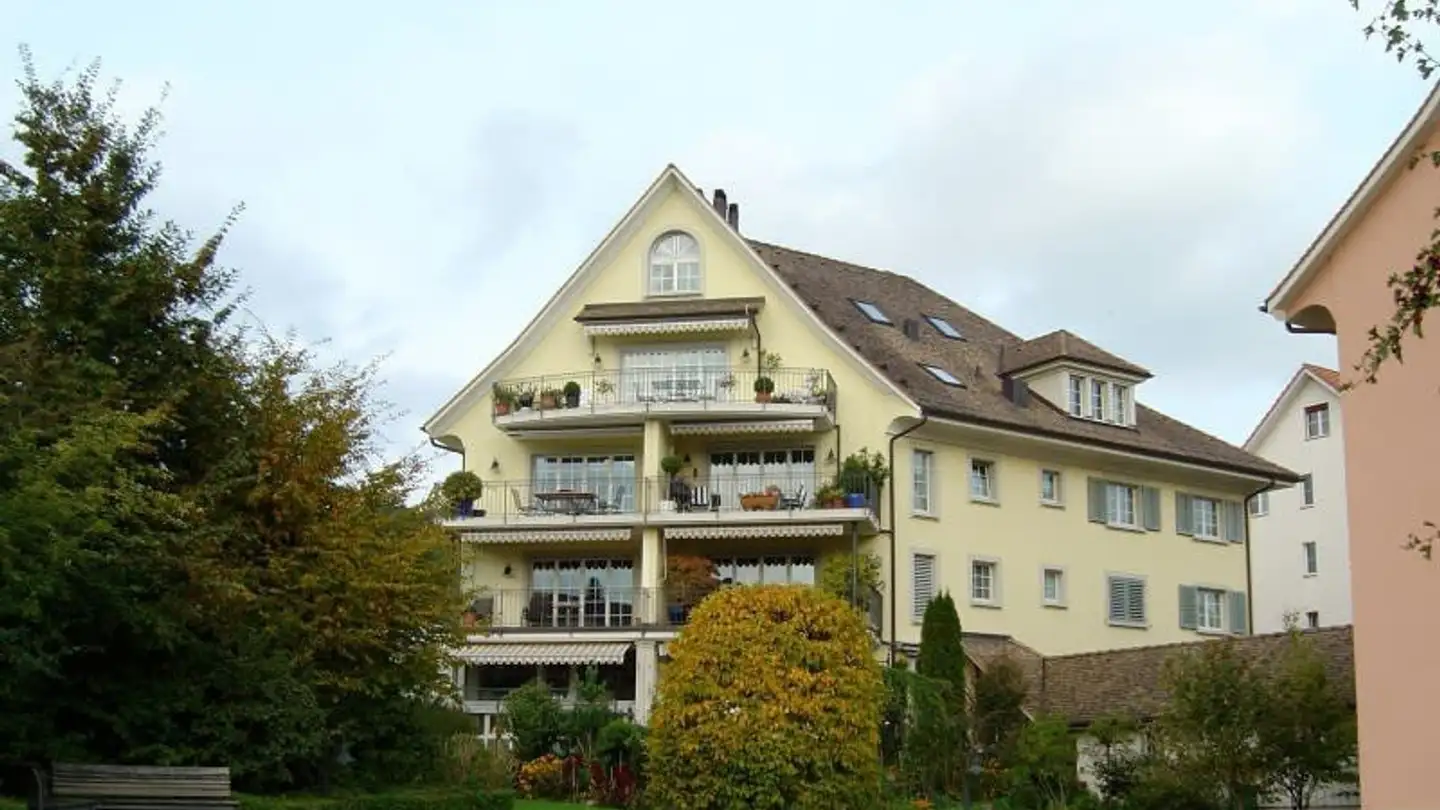 Appartement à louer - Dollikerstrasse 68a, 8707 Uetikon am See