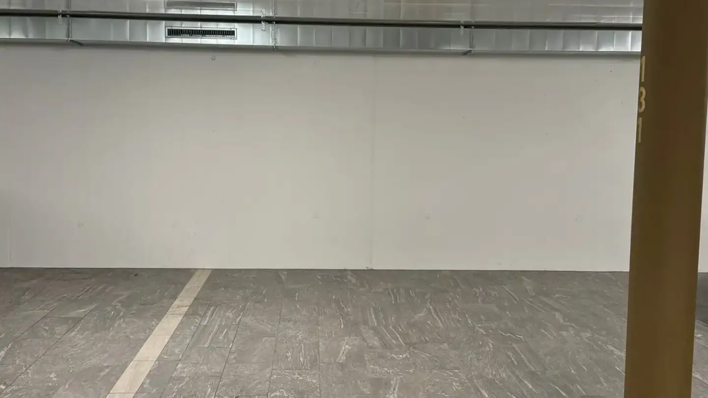 Underground parking space for rent - Wilenstrasse 48, 8832 Wilen b. Wollerau - Photo 4