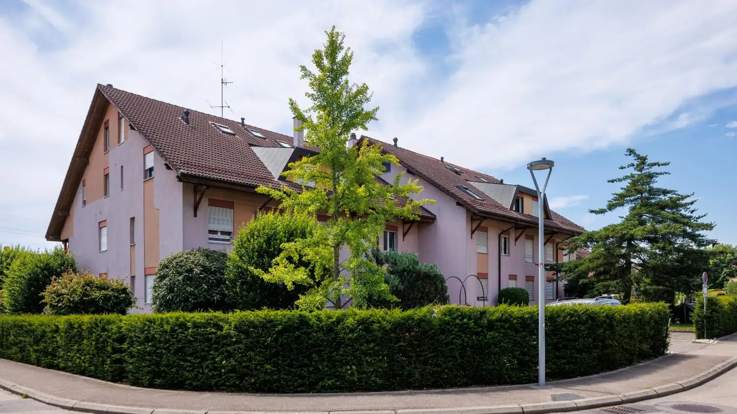 Single garage for rent - 1196 Gland