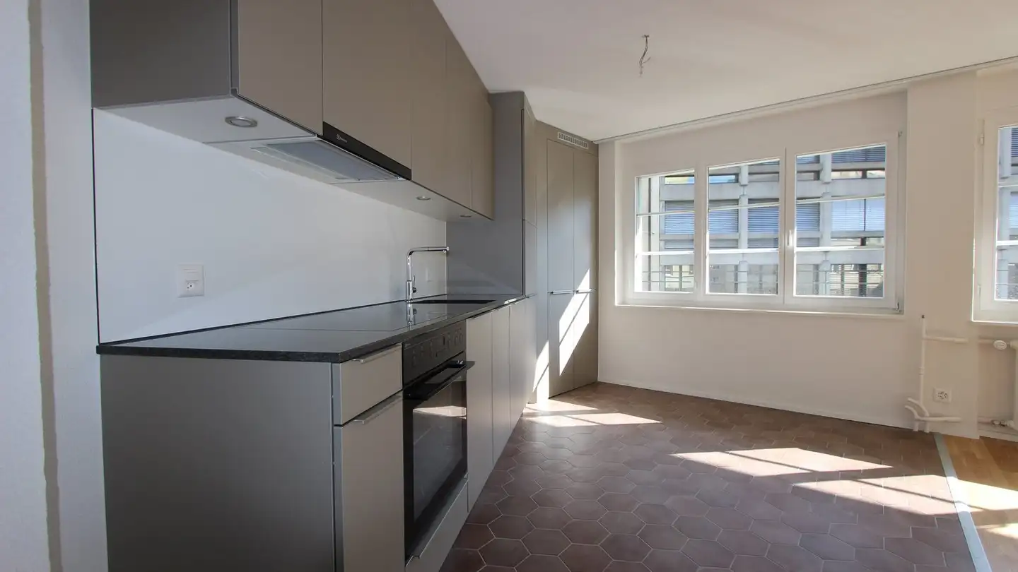 Wohnung mieten - Rue D'aarberg / Aarbergstrasse 121, 2502 Biel/Bienne - Foto 3