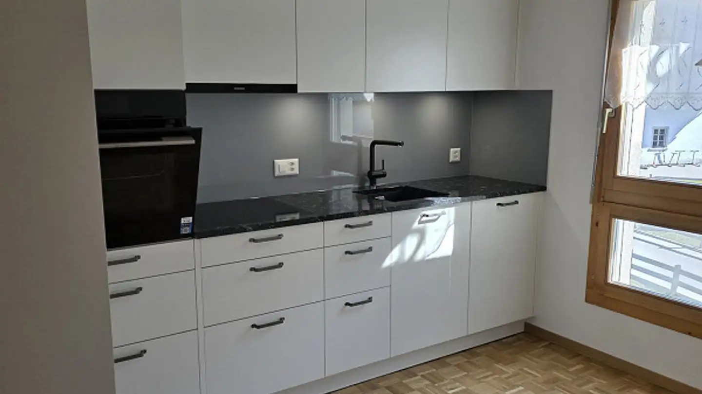 Apartment for rent - Farbstrasse 7, 7220 Schiers - Photo 2