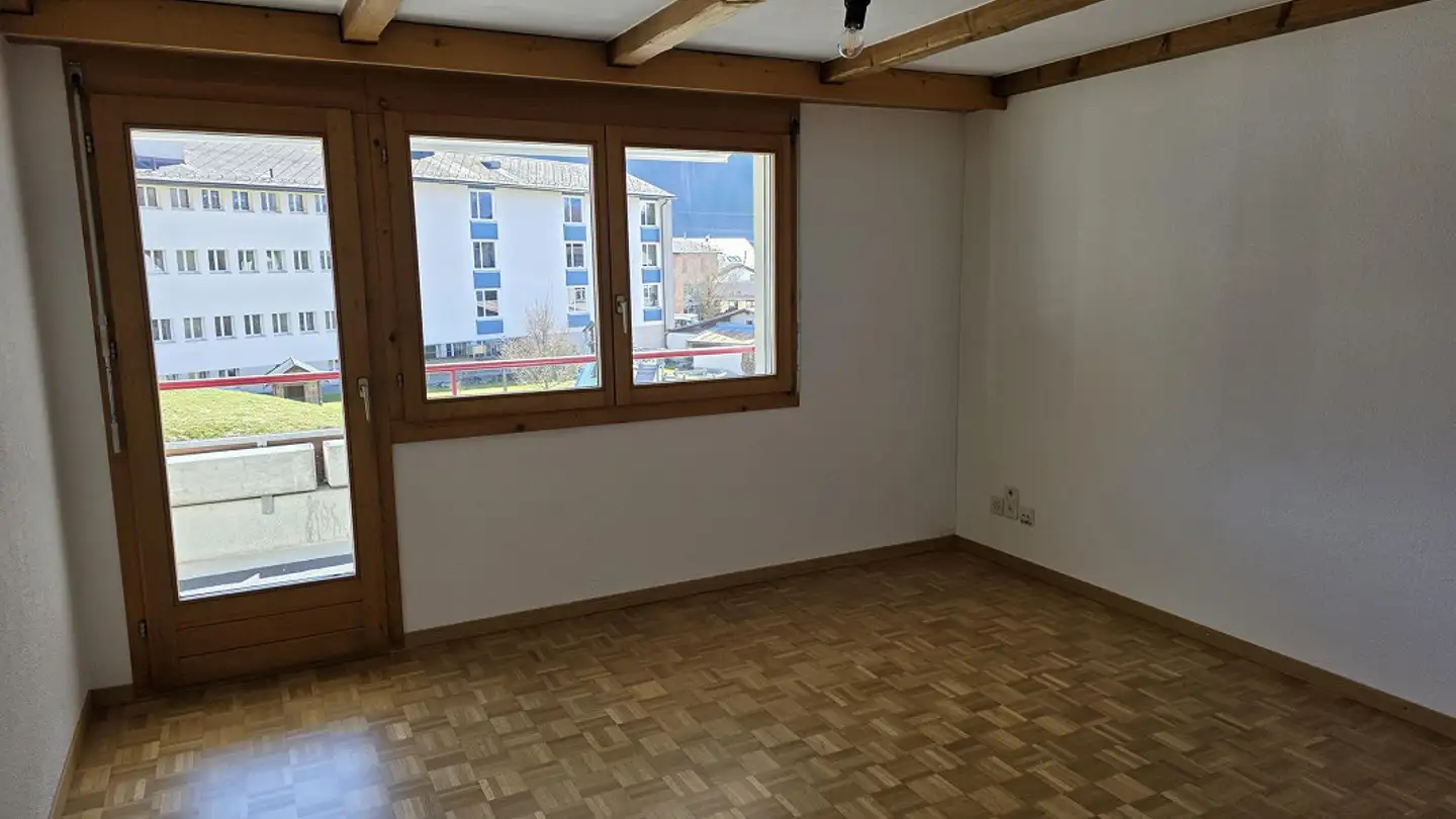 Apartment for rent - Farbstrasse 7, 7220 Schiers - Photo 4