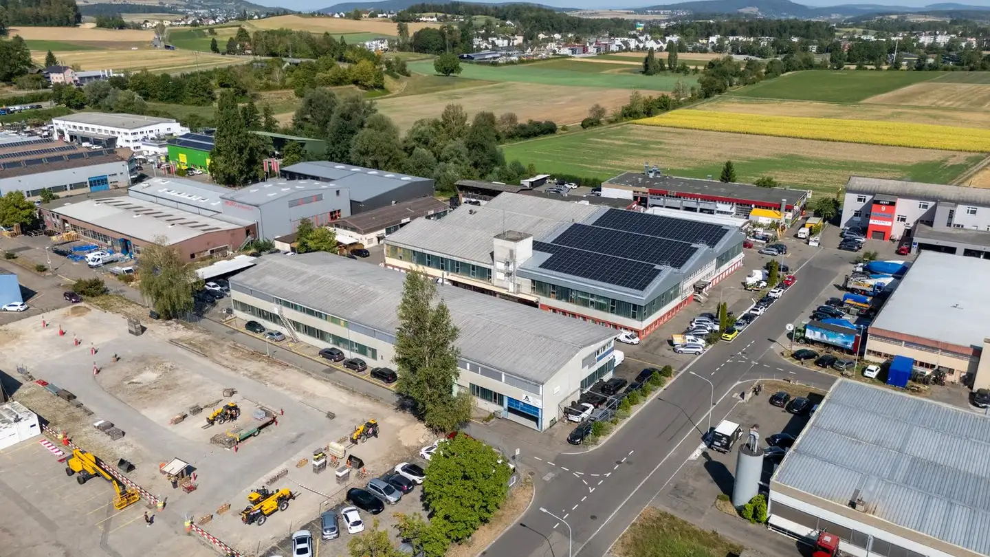 Industrial property for sale - Riedackerstrasse 5, 8153 Rümlang