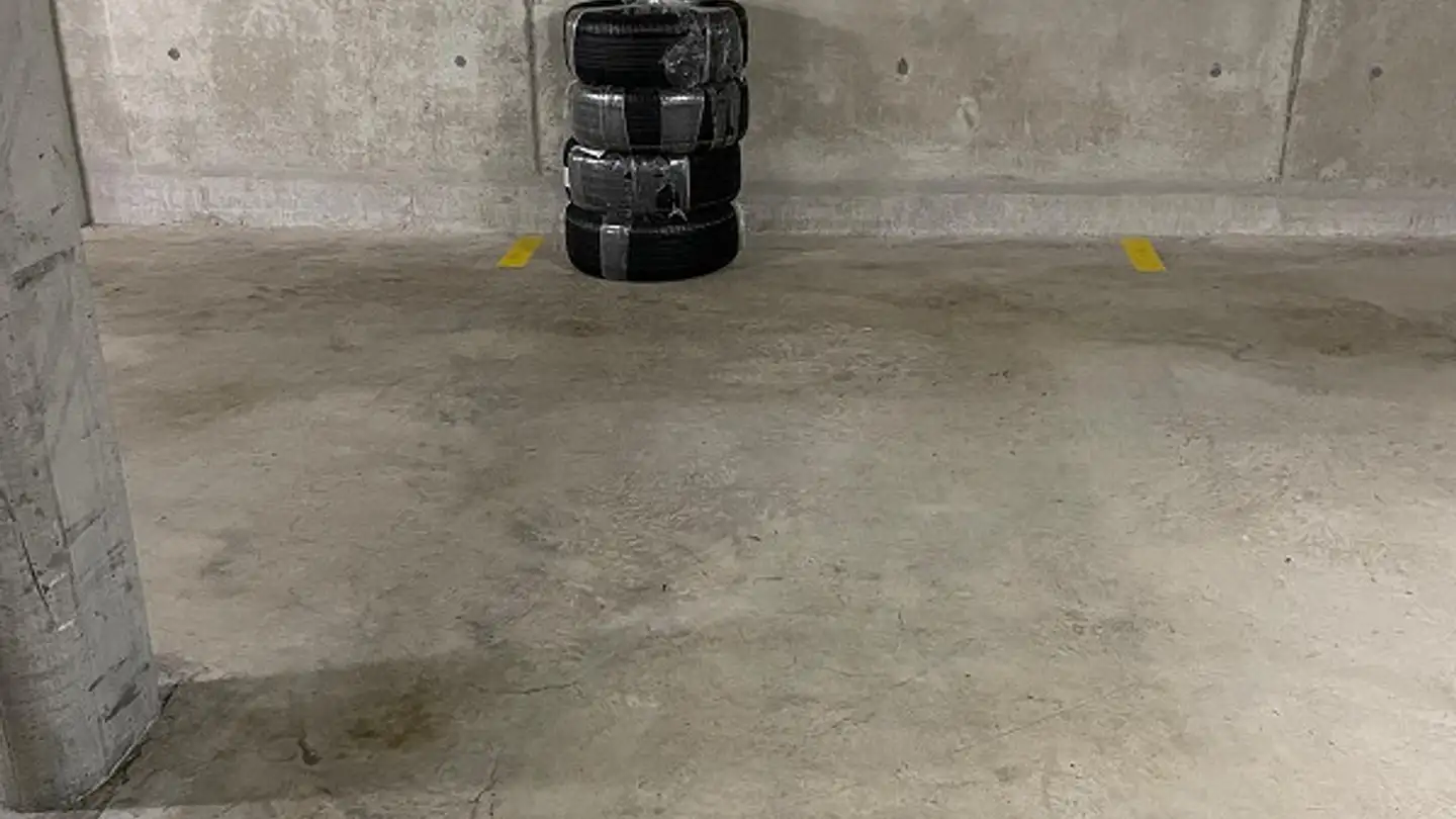 Place de parking souterraine à louer - Panoramaweg, 8274 Tägerwilen - Photo 3