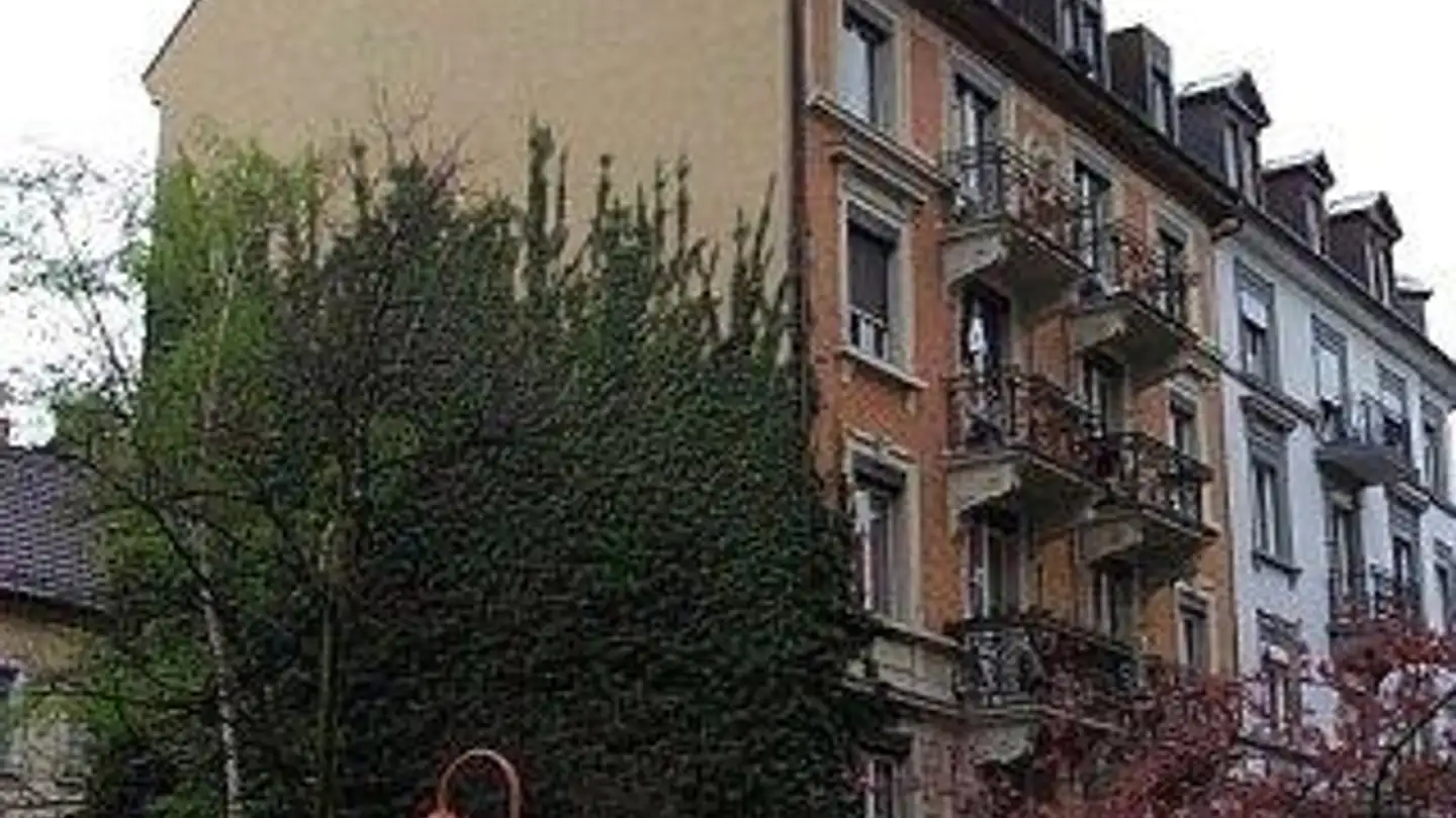 Place de parking extérieure à louer - Engelstrasse 43, 8004 Zürich