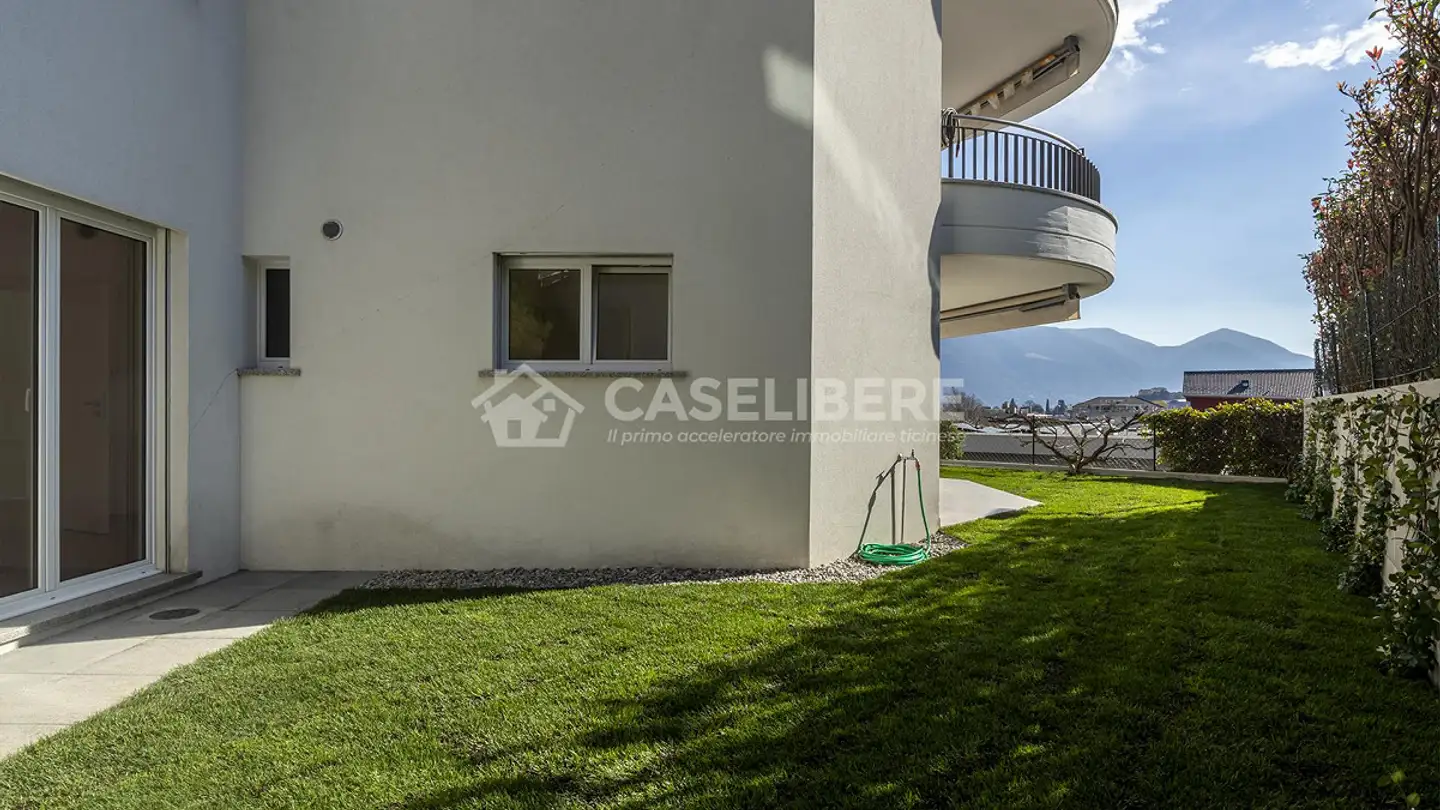 Apartment for rent - 6600 Locarno - Photo 3