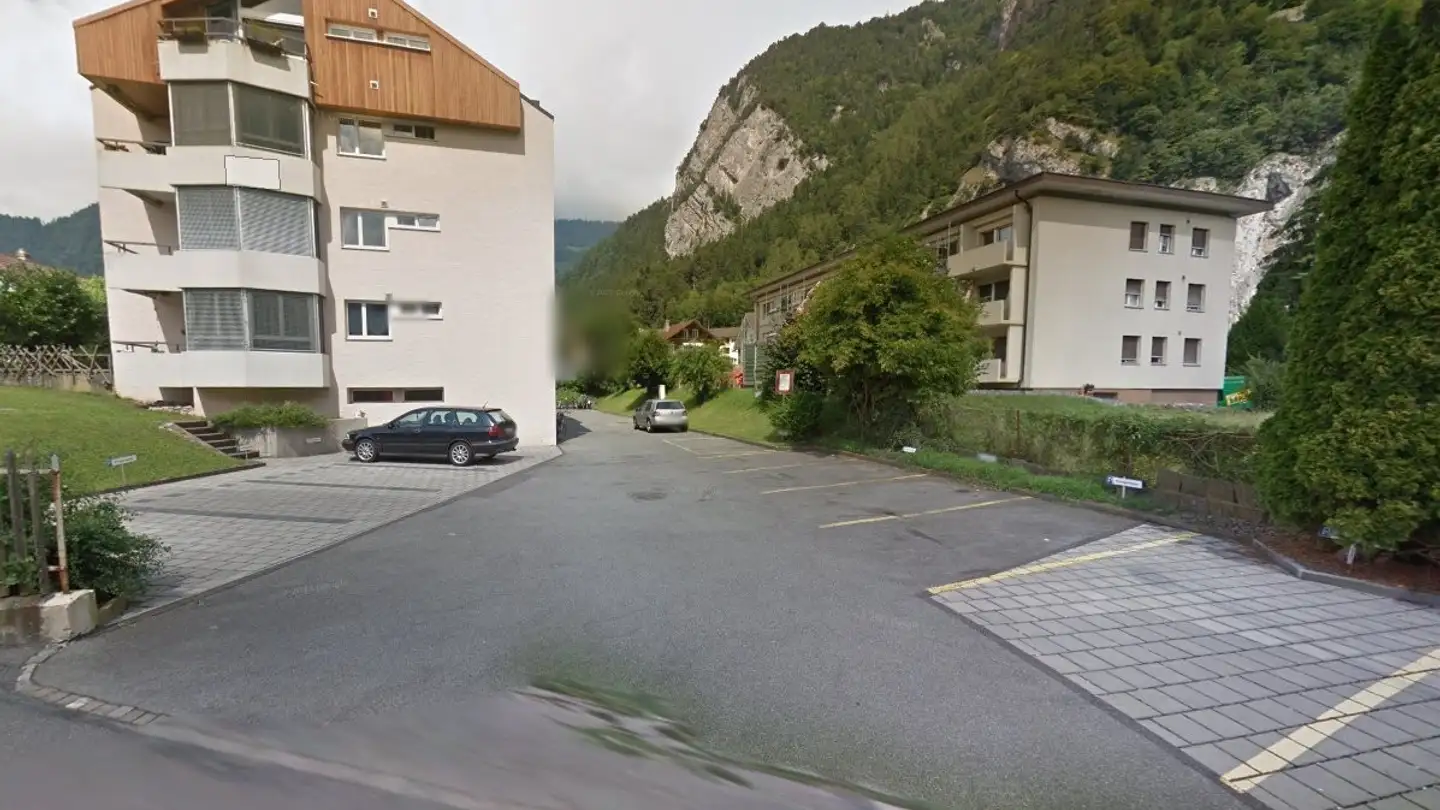 Parcheggio esterno in affitto - Freihofstrasse 8, 3800 Unterseen