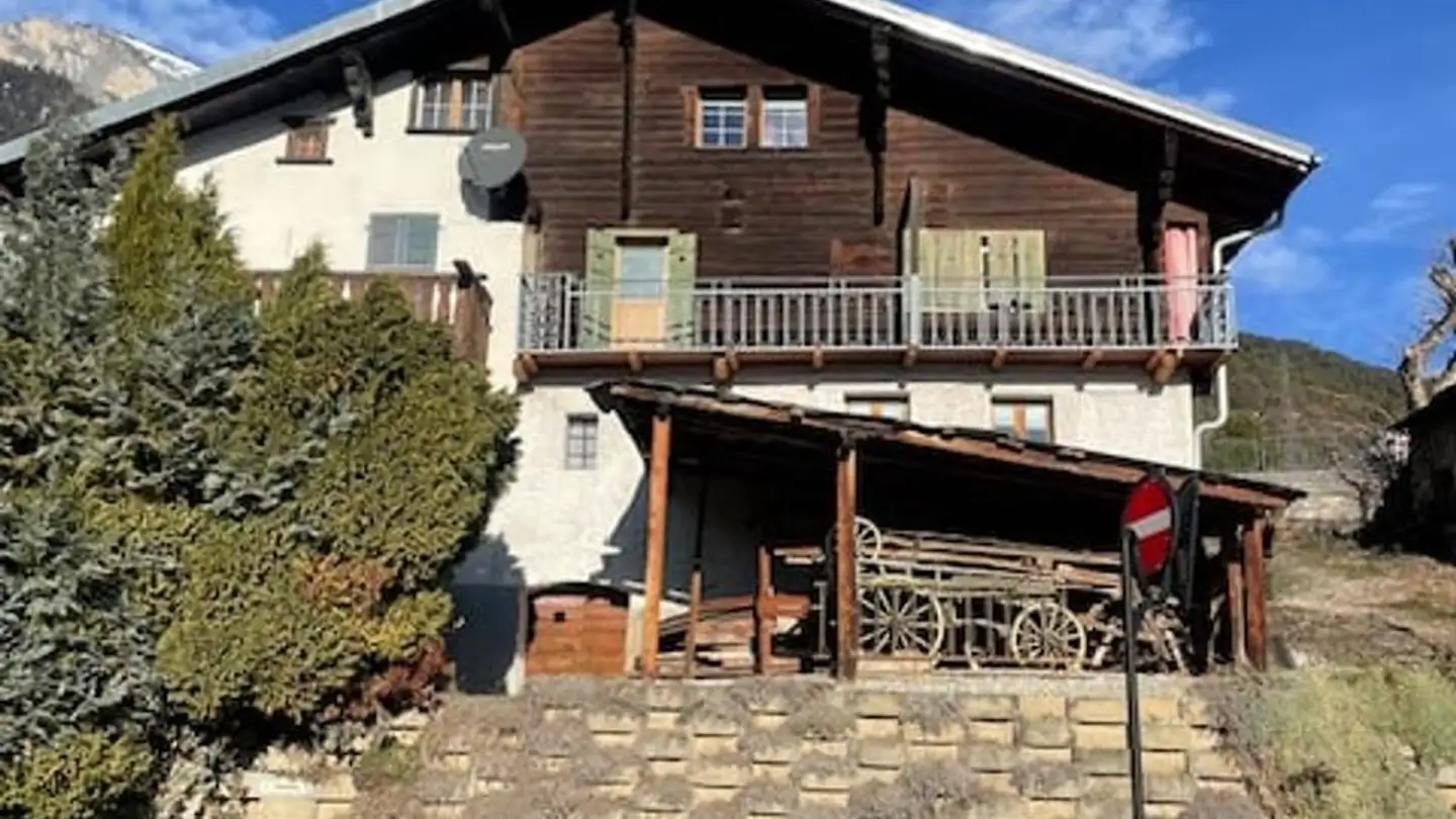 Einfamilienhaus kaufen - 1976 Erde - Foto 2