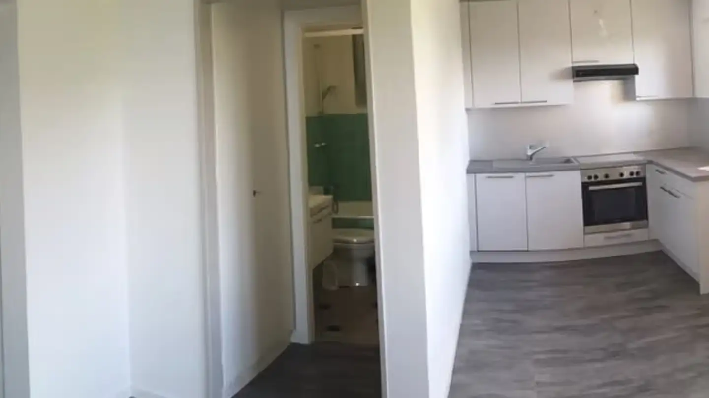 Studio for rent - 2000 Neuchâtel - Photo 2