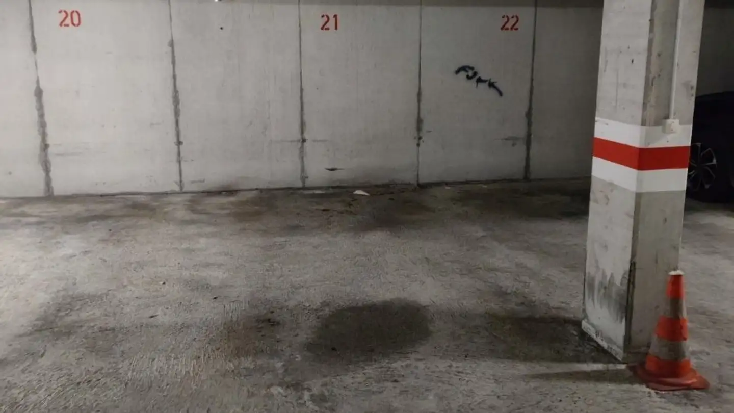 Tiefgaragenstellplatz mieten - Langmauerweg 15, 3011 Bern