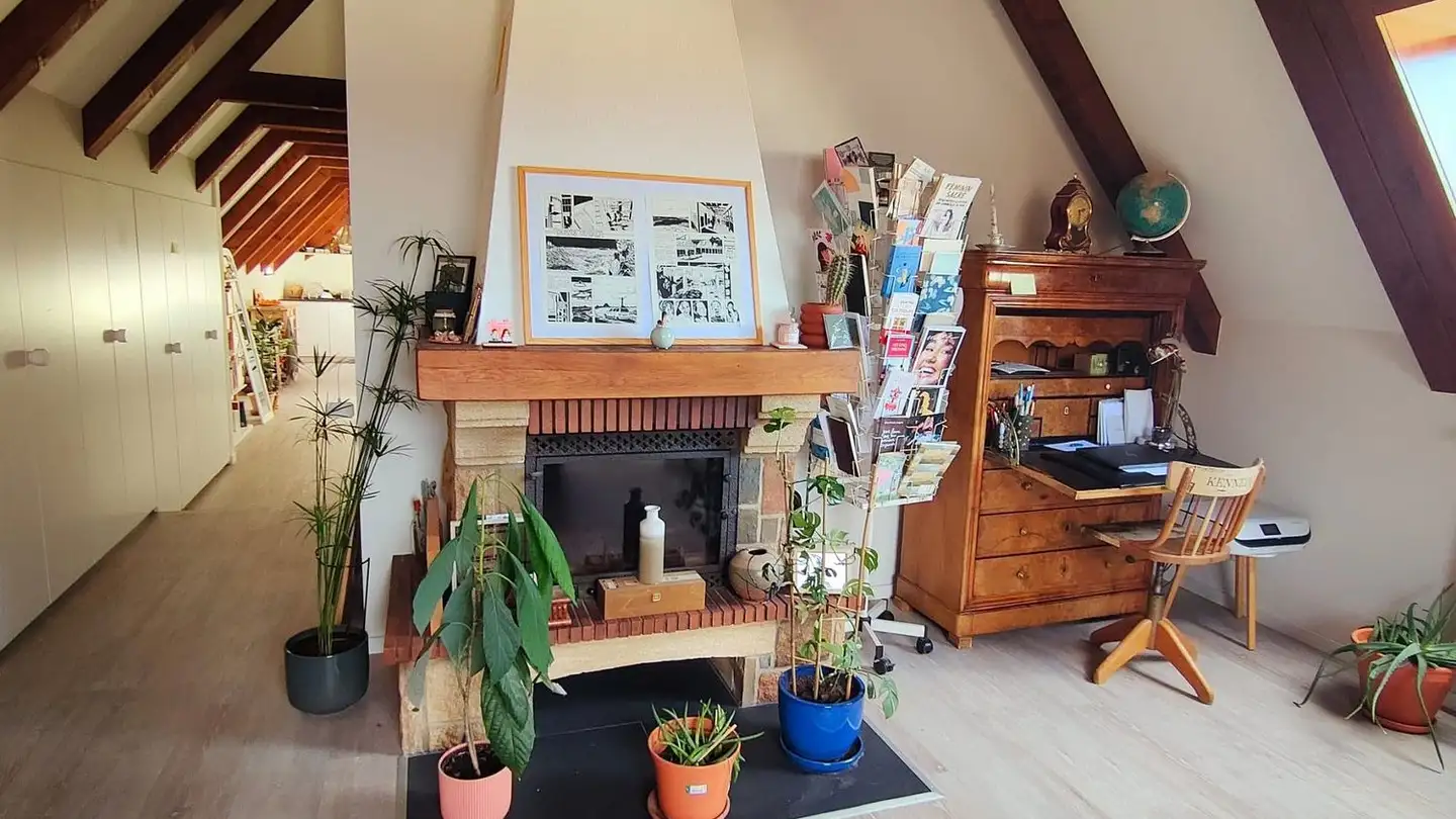 Dachgeschosswohnung mieten - Rue Du Temple 27, 2024 St-Aubin-Sauges