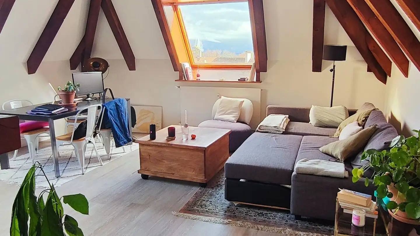 Dachgeschosswohnung mieten - Rue Du Temple 27, 2024 St-Aubin-Sauges - Foto 2