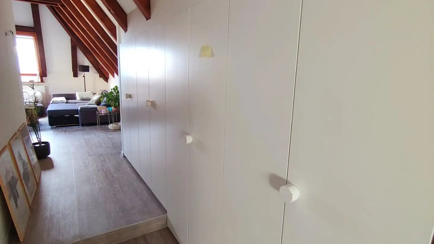 Dachgeschosswohnung mieten - Rue Du Temple 27, 2024 St-Aubin-Sauges - Foto 4