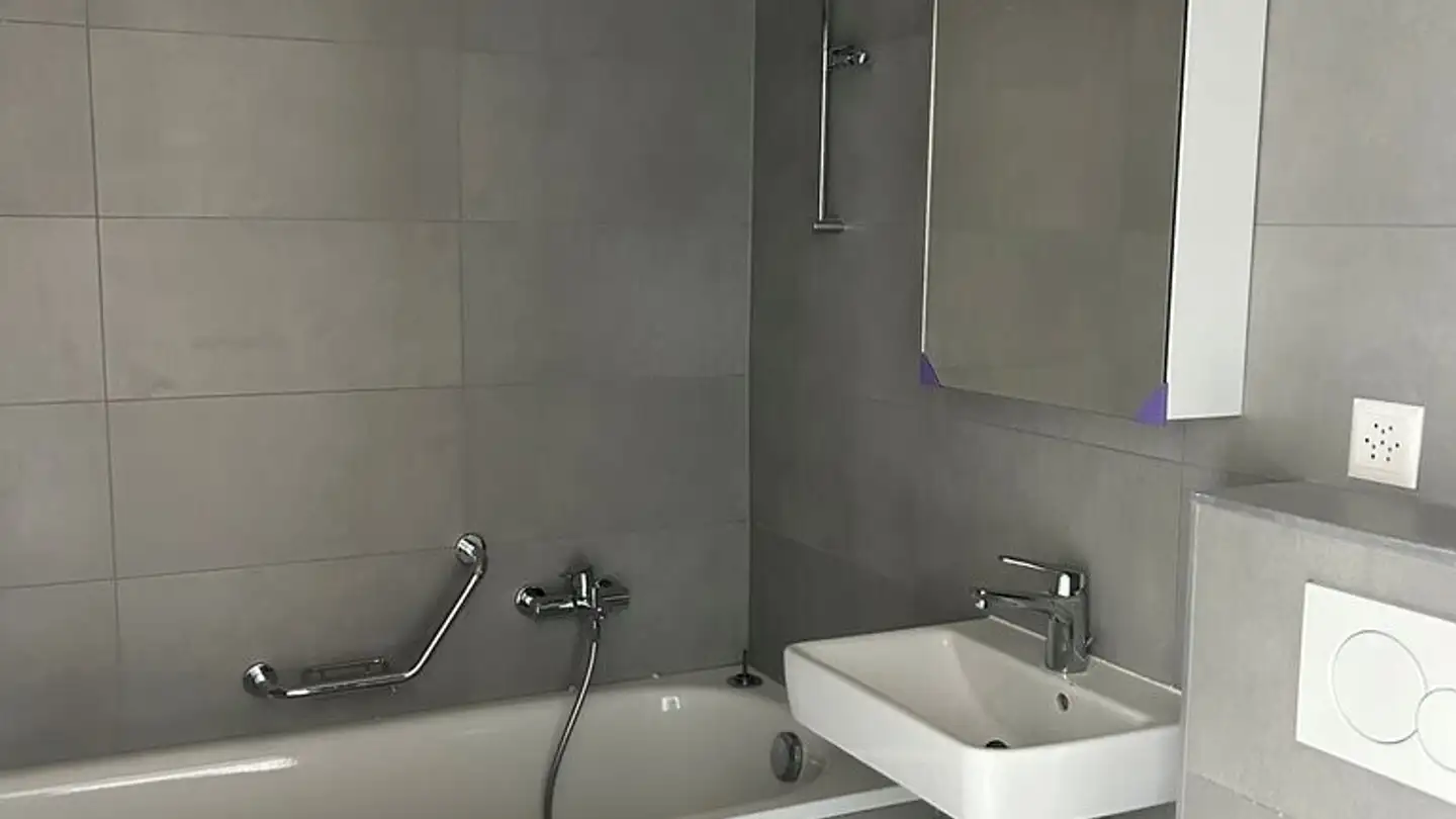 Appartement à louer - Avenue De La Gare 13, 1964 Conthey - Photo 3