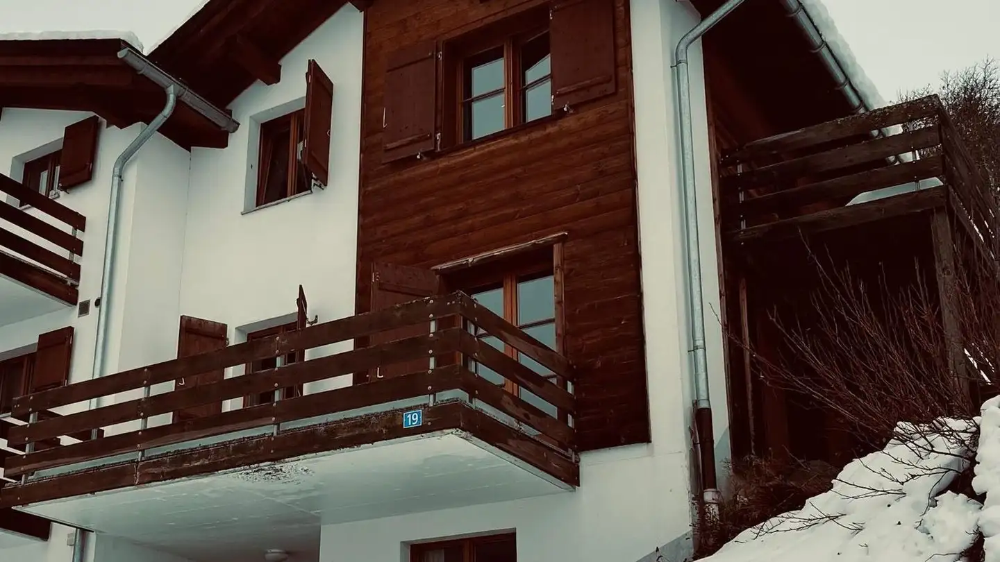 Immeuble résidentiel à vendre - Via Platengia 19, 7138 Surcuolm