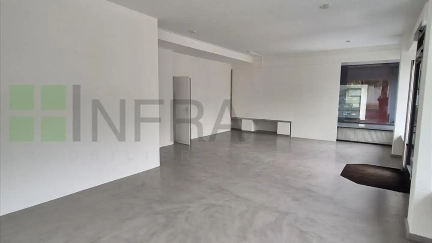 Shop for rent - Rue Des Bâts 12, 2800 Delémont