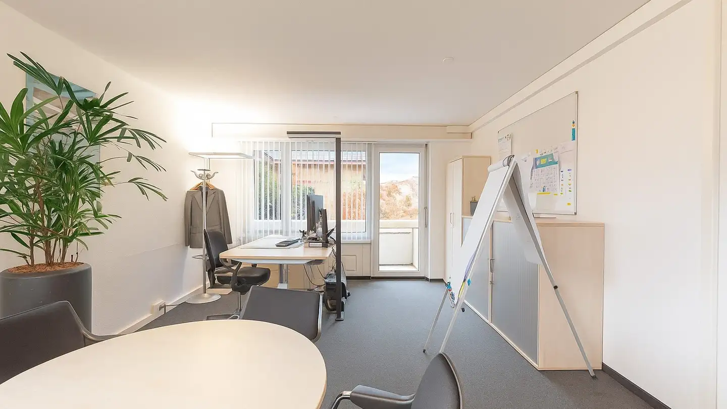 Spazio ufficio in vendita - Bahnhofstrasse 69, 8620 Wetzikon ZH - Photo 2