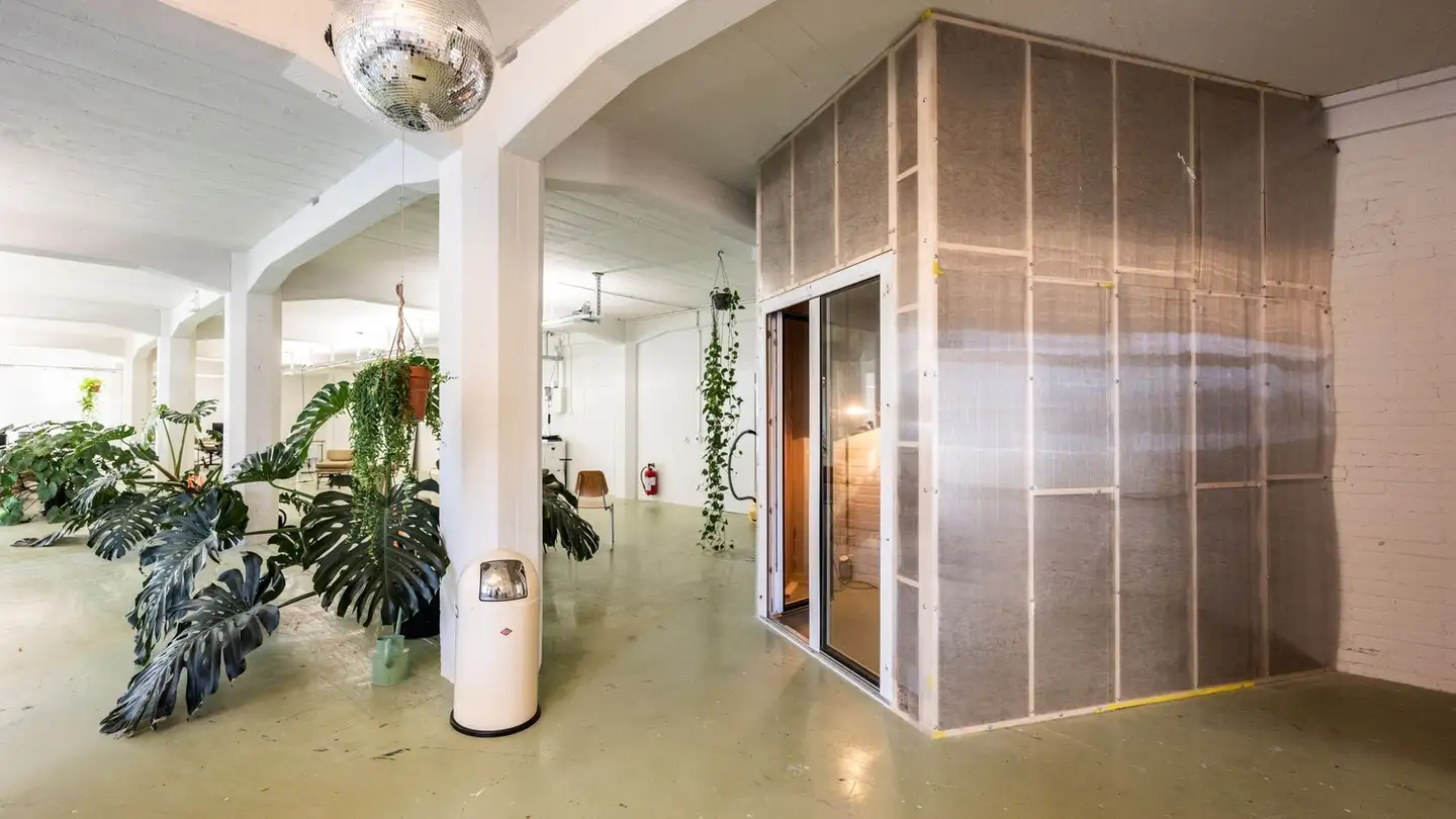 Bürofläche mieten - Flurstrasse, 8048 Zürich