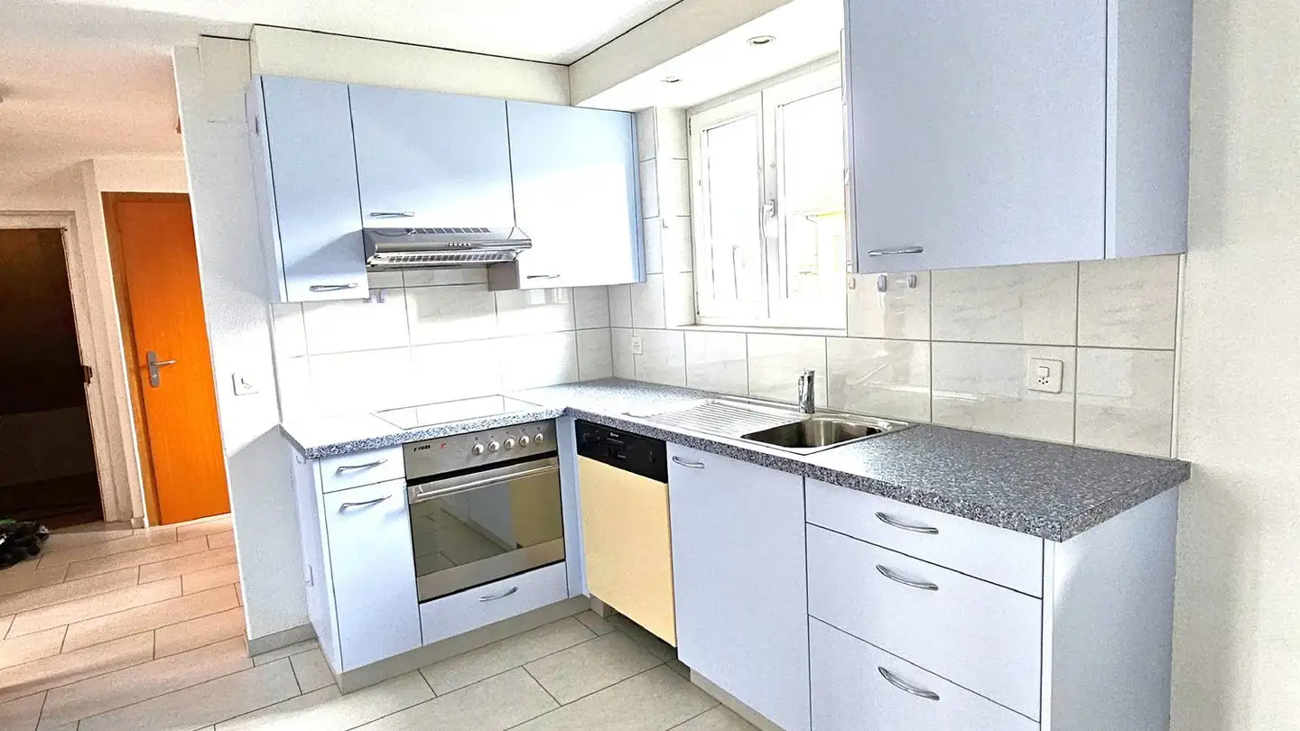 Attic flat for rent - Chemin Du Kirchenfeld / Kirchenfeldweg 8, 2504 Biel/Bienne