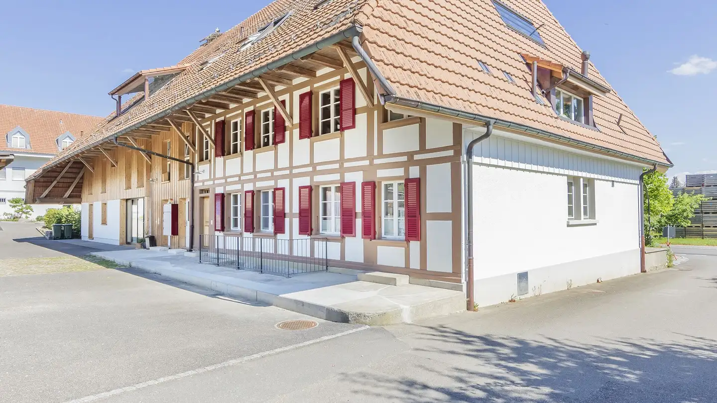 Attic flat for sale - Dorfstrasse, 3257 Grossaffoltern - Photo 2