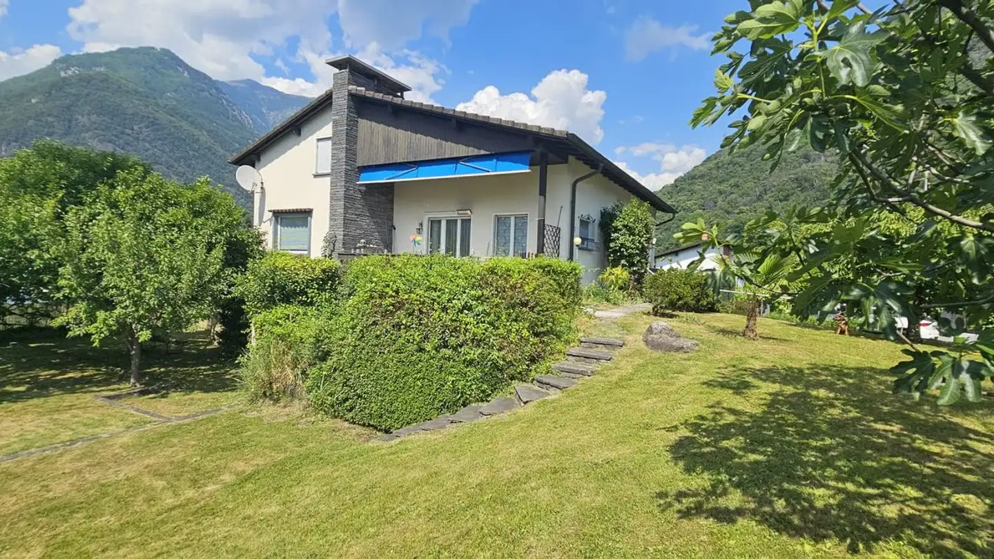 Single house for sale - Via Temporive, 6517 Arbedo