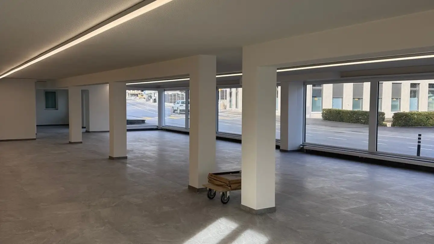 Commercial à louer - Hauptstrasse 196, 2552 Orpund - Photo 3