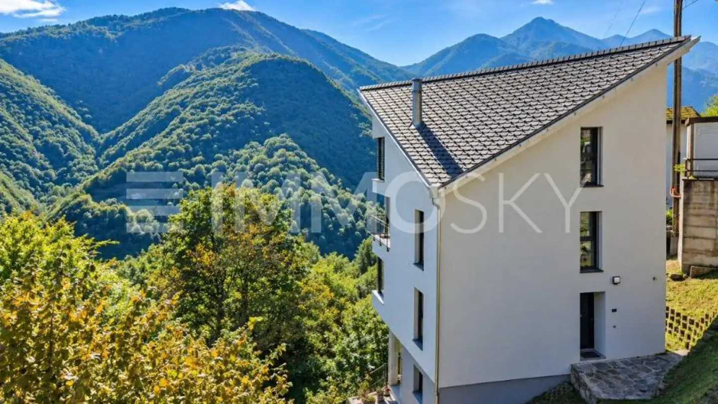 Single house for sale - 6661 Loco