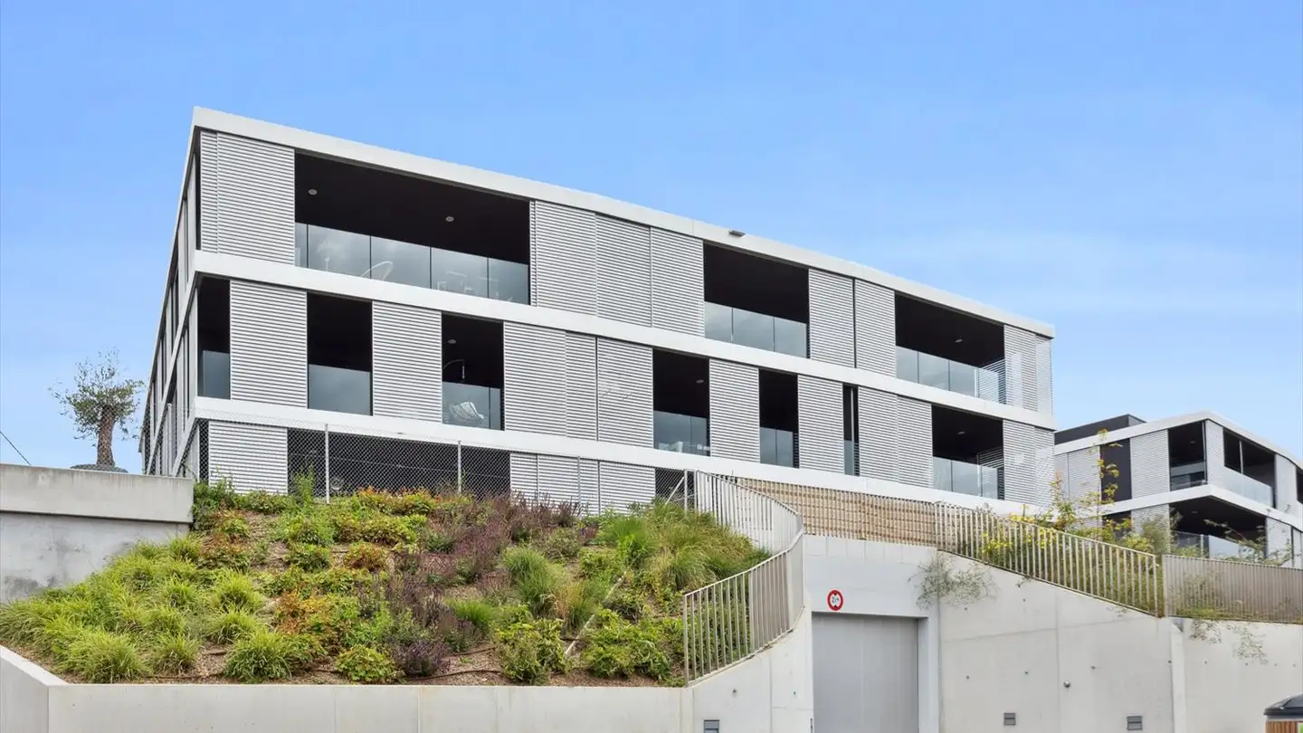 Underground parking space for rent - Avenue De Neuchâtel 12, 2024 St-Aubin-Sauges