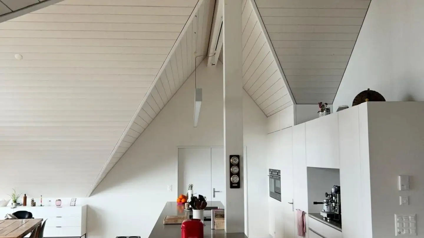 Attique à louer - Dorfstrasse 6a, 6404 Greppen - Photo 3