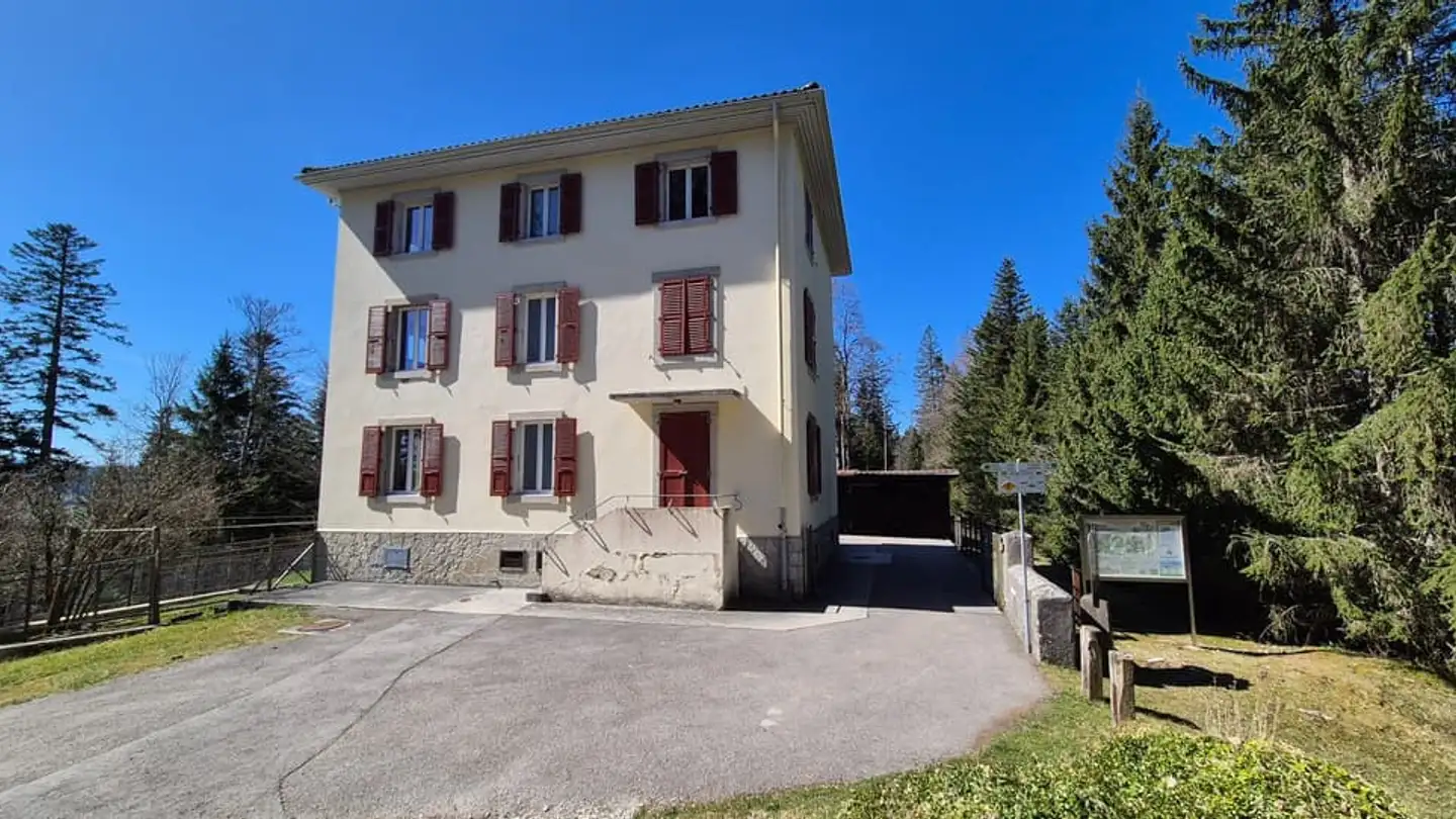 Single house for sale - 2406 La Brévine - Photo 4