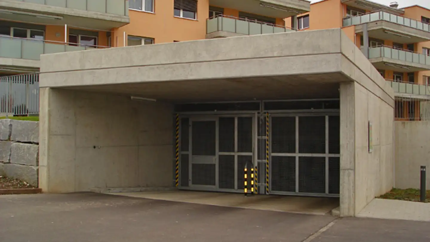 Place de parking souterraine à louer - Schleufenbergstrasse, 8180 Bülach - Photo 3