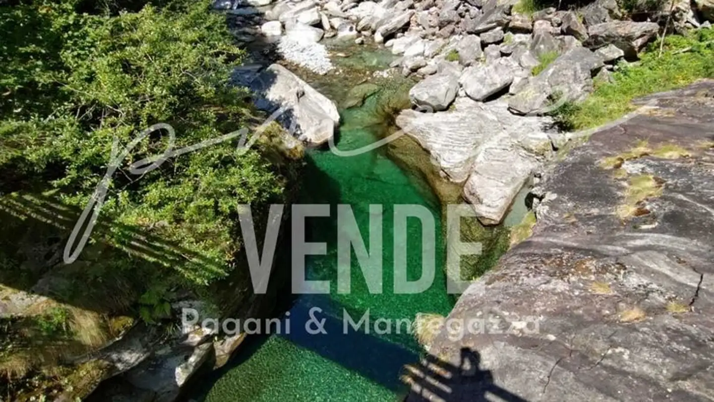 Appartamento in vendita - 6663 Comologno