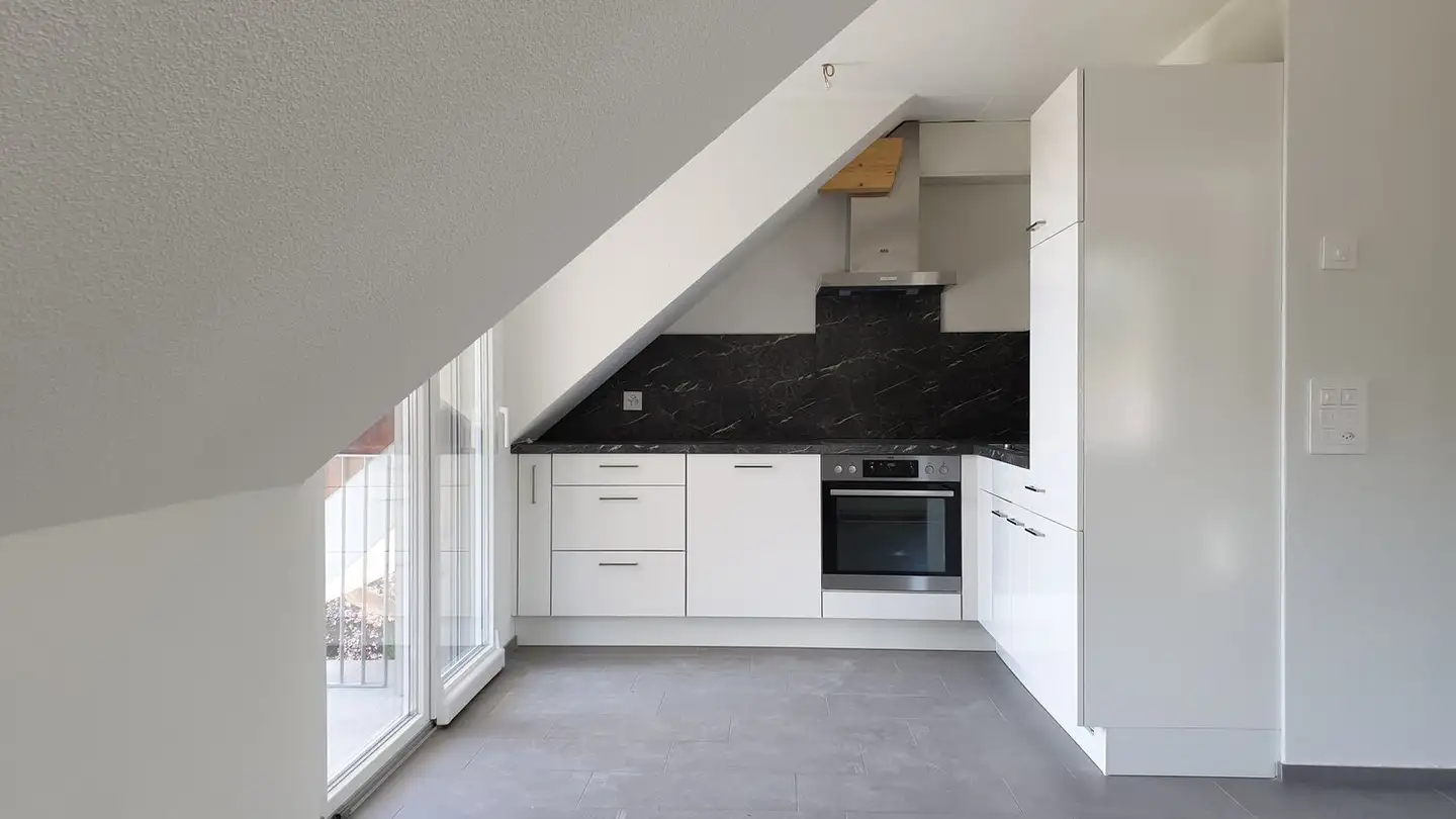 Dachgeschosswohnung mieten - Lindenstrasse 26a, 3367 Thörigen - Foto 4